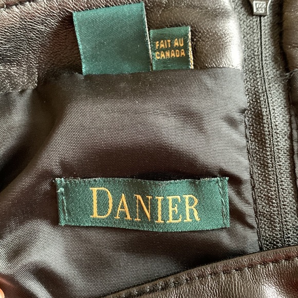 Danier leather Lorna pencil skirt size 12 - Picture 7 of 9